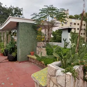https://habitacin-doble-departamento-mid-century-modern.hotelsmendoza.com
