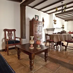 https://villas-santa-ana.guatemalaantiguahotels.com
